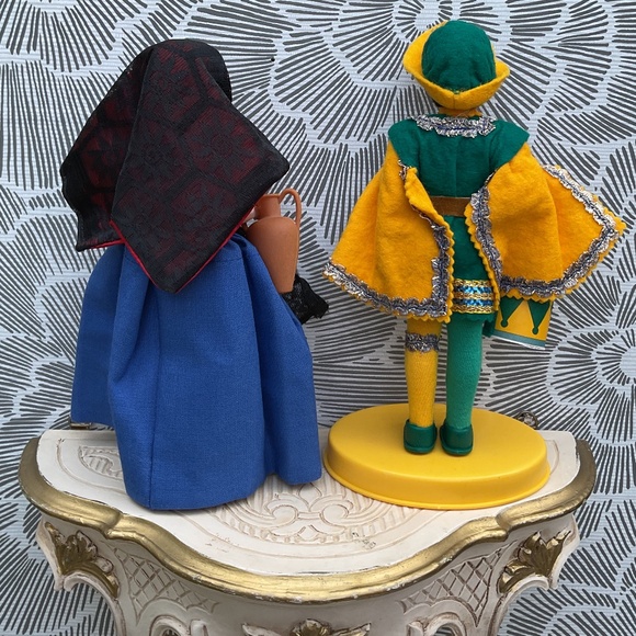 Collection of 10 Vintage International Souvenir Figures Dolls Traditional Dress - Picture 3 of 16